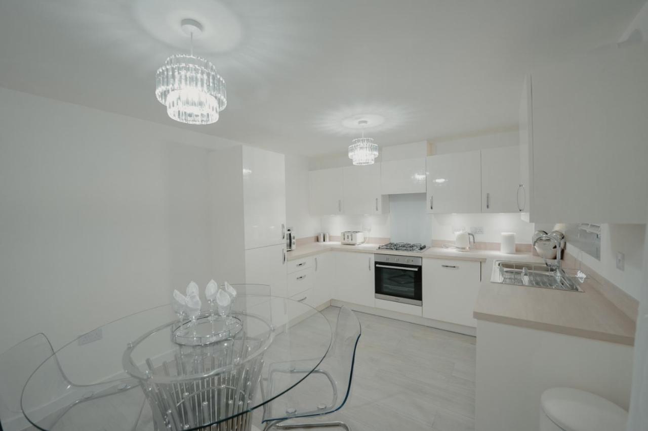 Willow Heights Modern 5-7 Persons/3 Bed Detached 로더럼 외부 사진